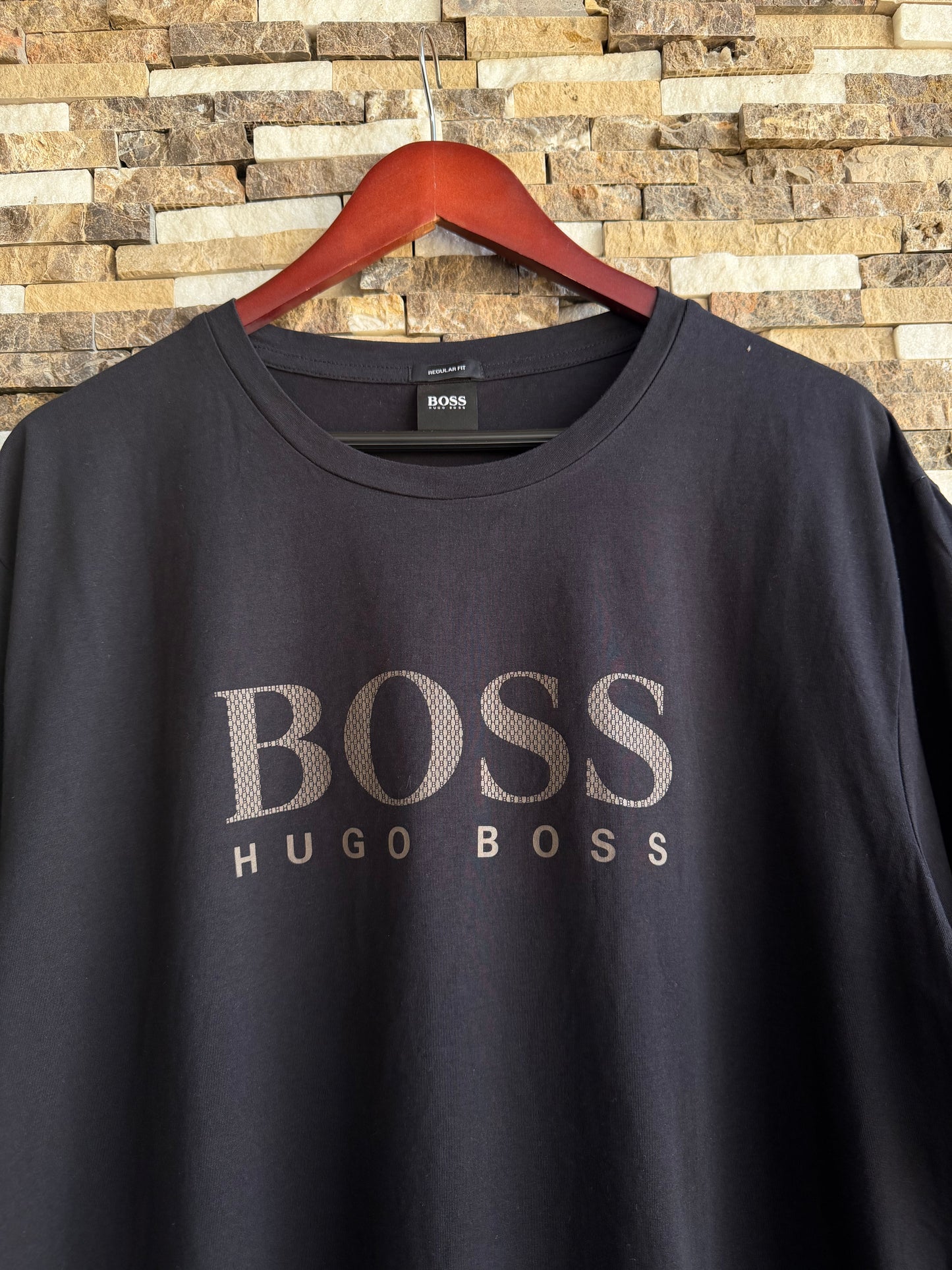 Hugo Boss Original 💯 Men Tshirt
