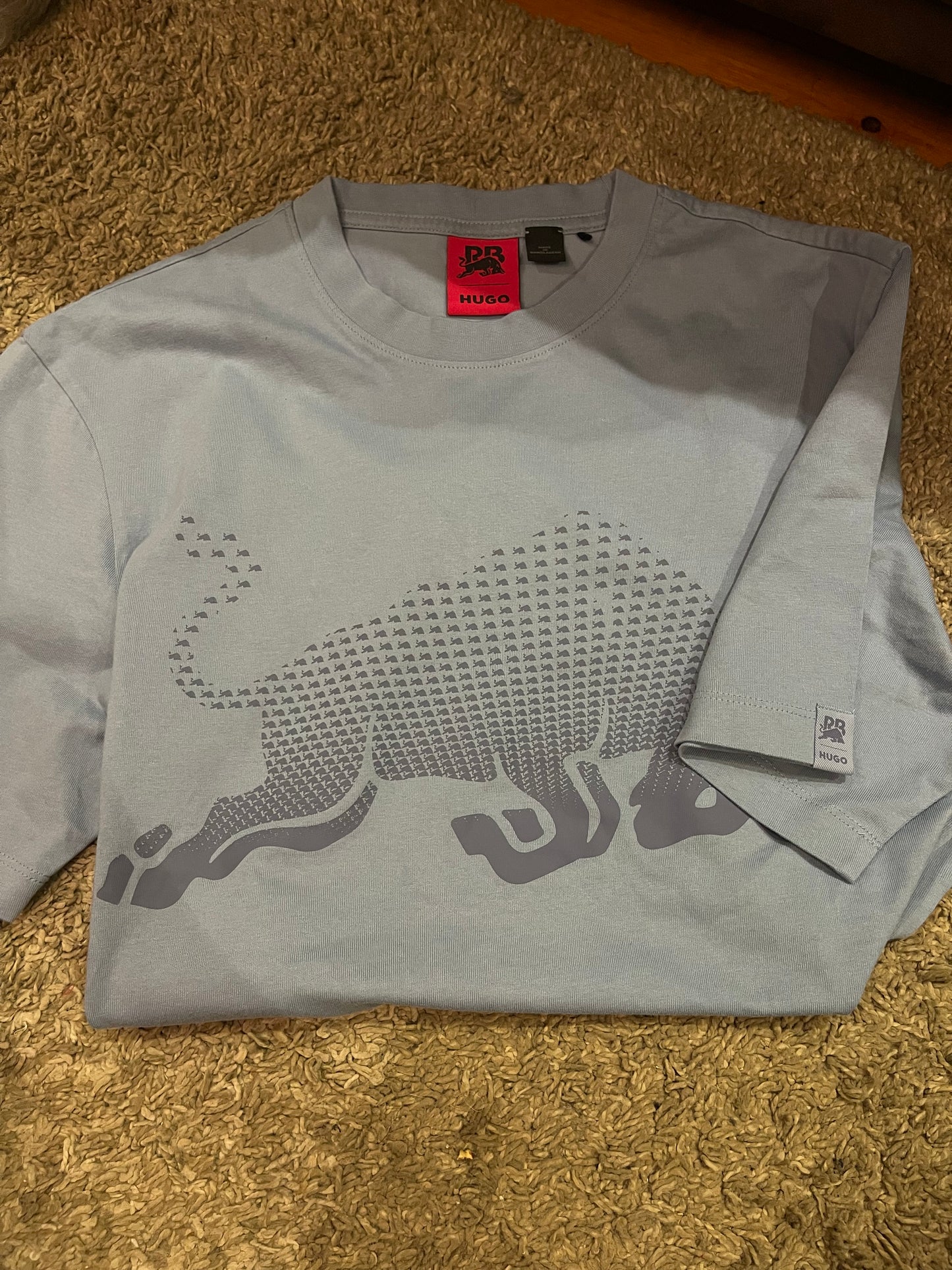 Hugo Boss Original 💯 Men Tshirt Oversized