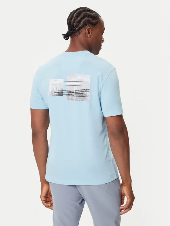 Hugo Boss Original 💯 Men Tshirt