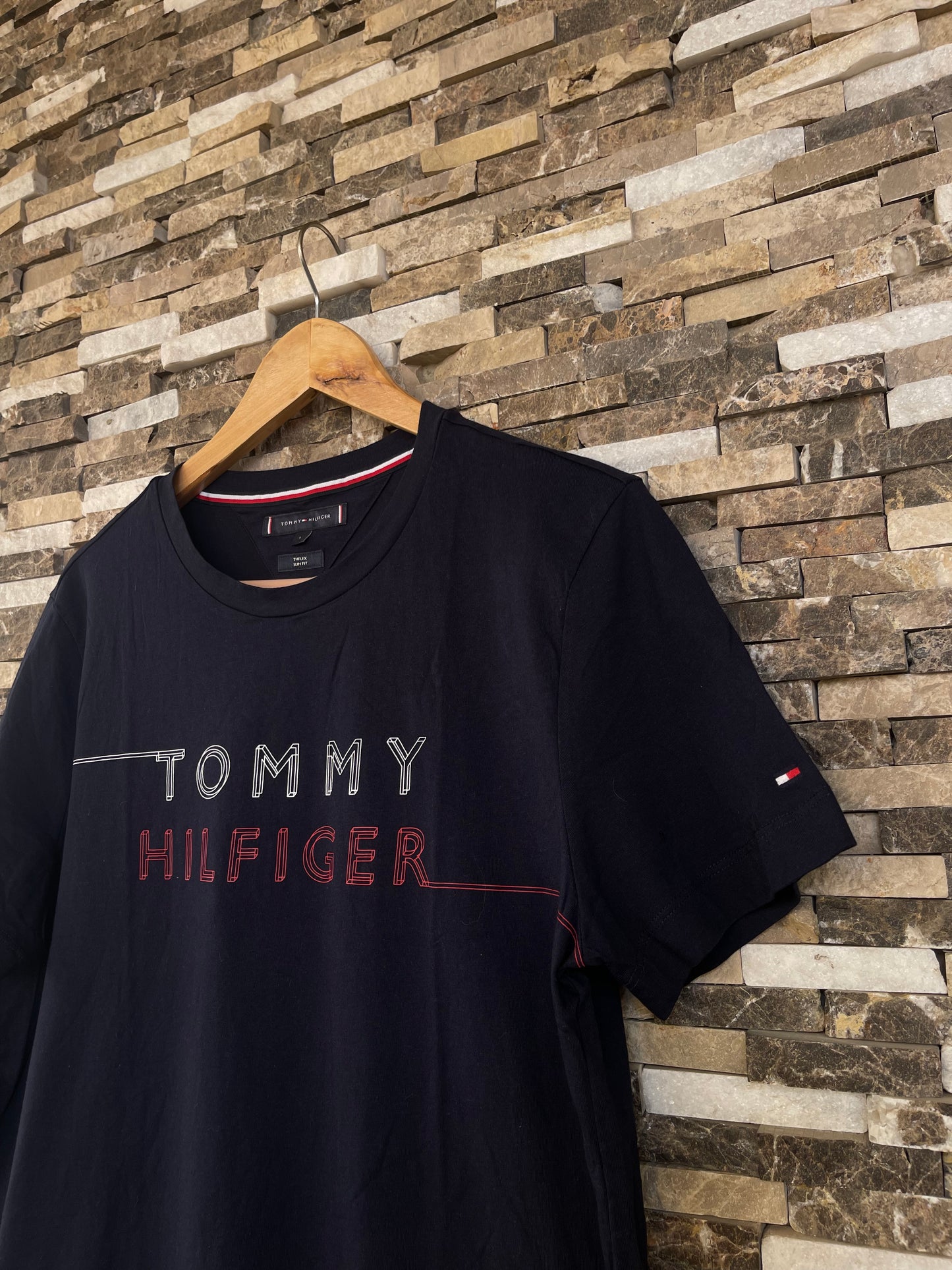 TOMMY HILFIGER ORIGINAL Men T shirt Slim Fit