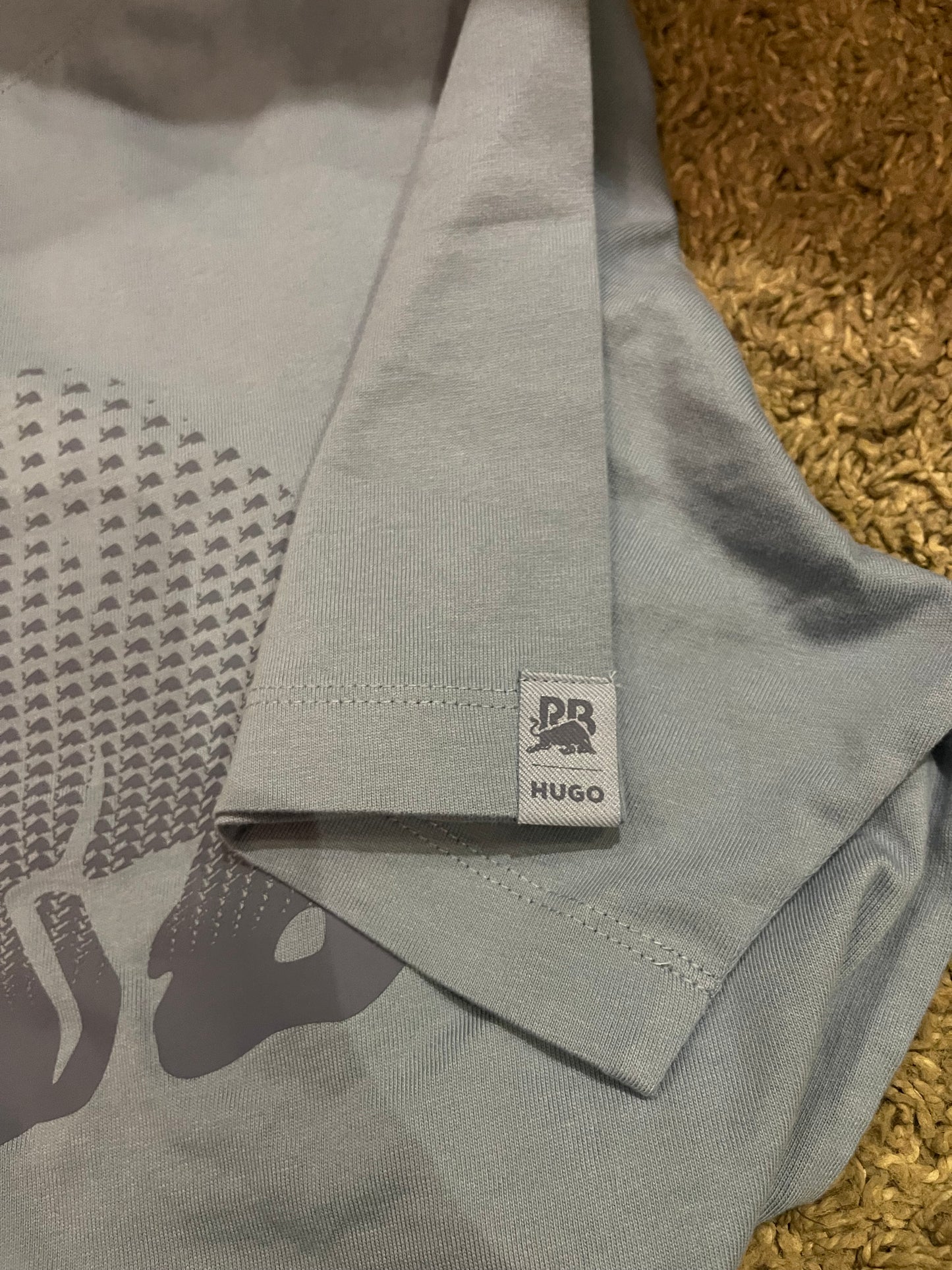 Hugo Boss Original 💯 Men Tshirt Oversized