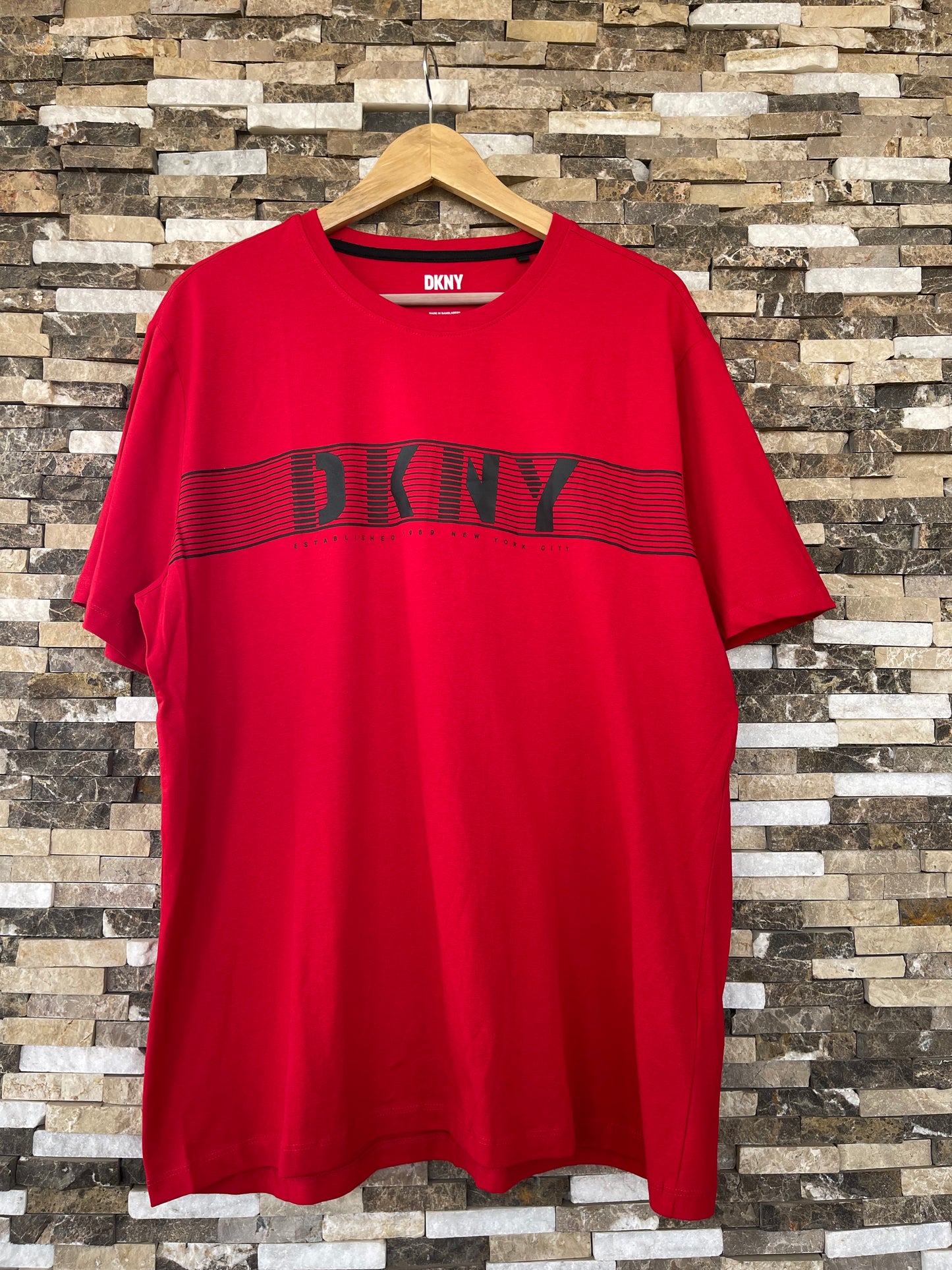 DKNY ORIGINAL Men T-Shirt