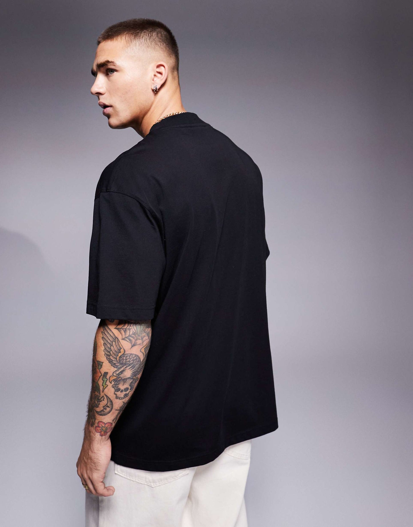 Hugo Boss Original 💯 Men Tshirt oversized