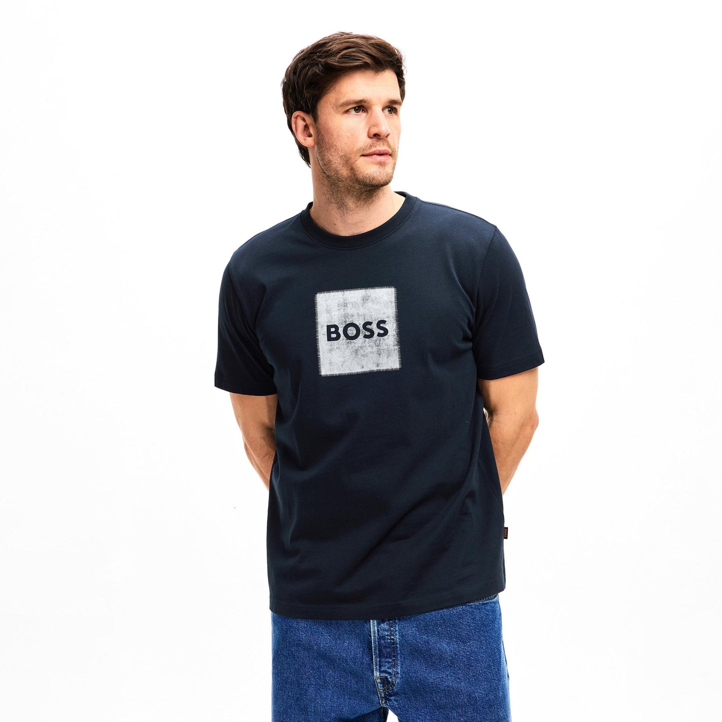 Hugo Boss Original 💯 Men Tshirt  IN DARK NAVY