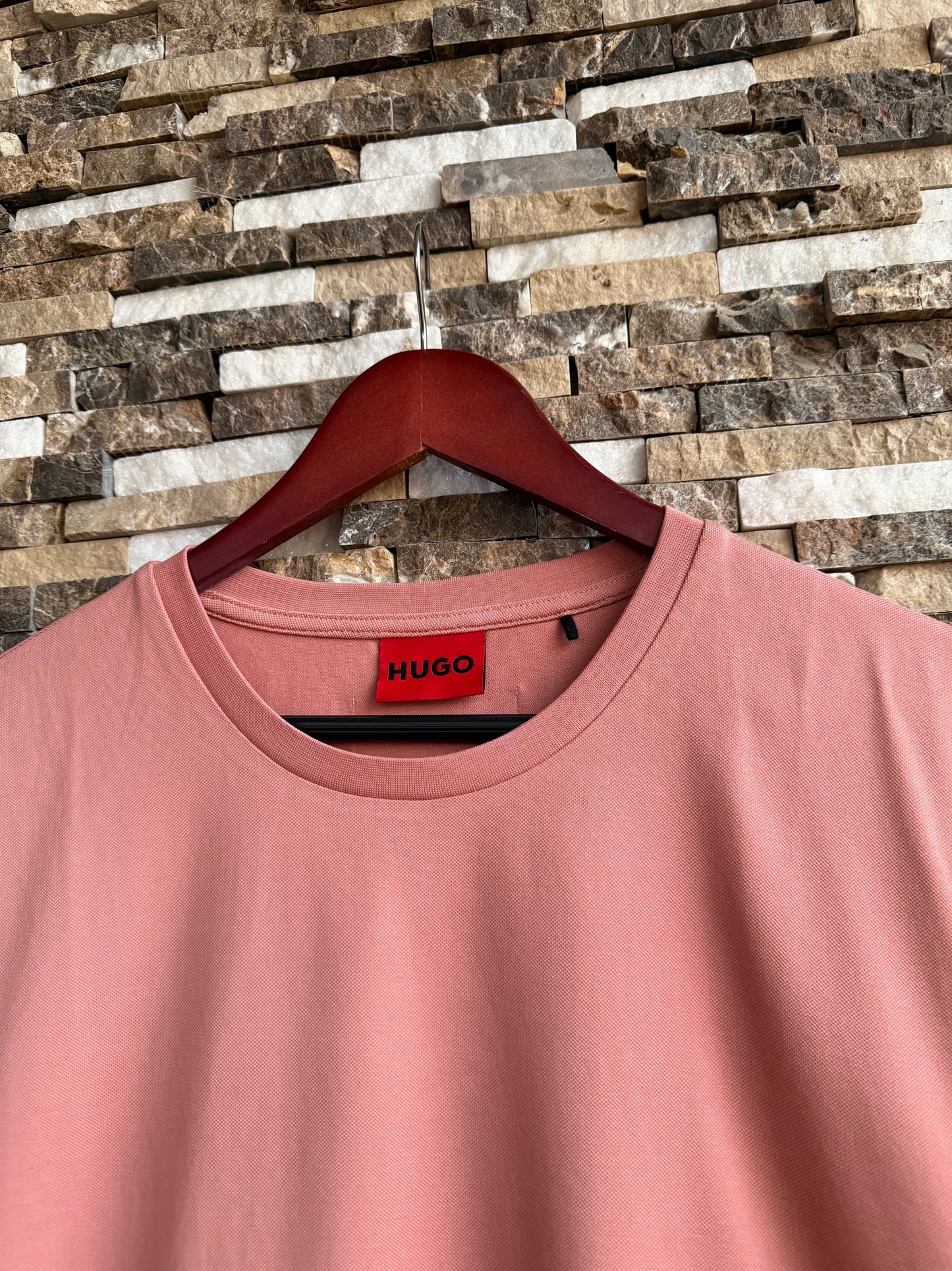 Hugo Boss Original 💯 Men Tshirt Basic