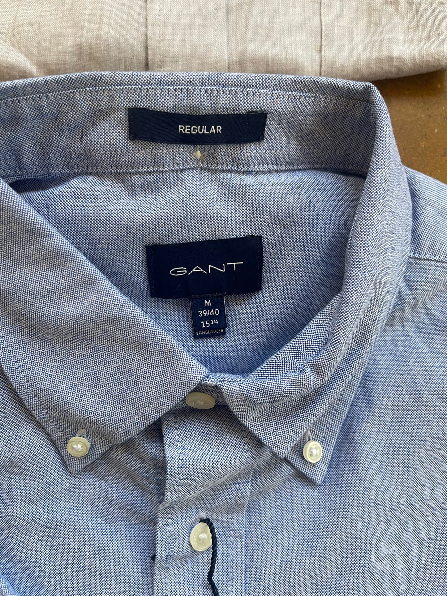 GANT ORIGINAL MEN SHORT SLEEVE SHIRT تلبيسة واسع مقاس