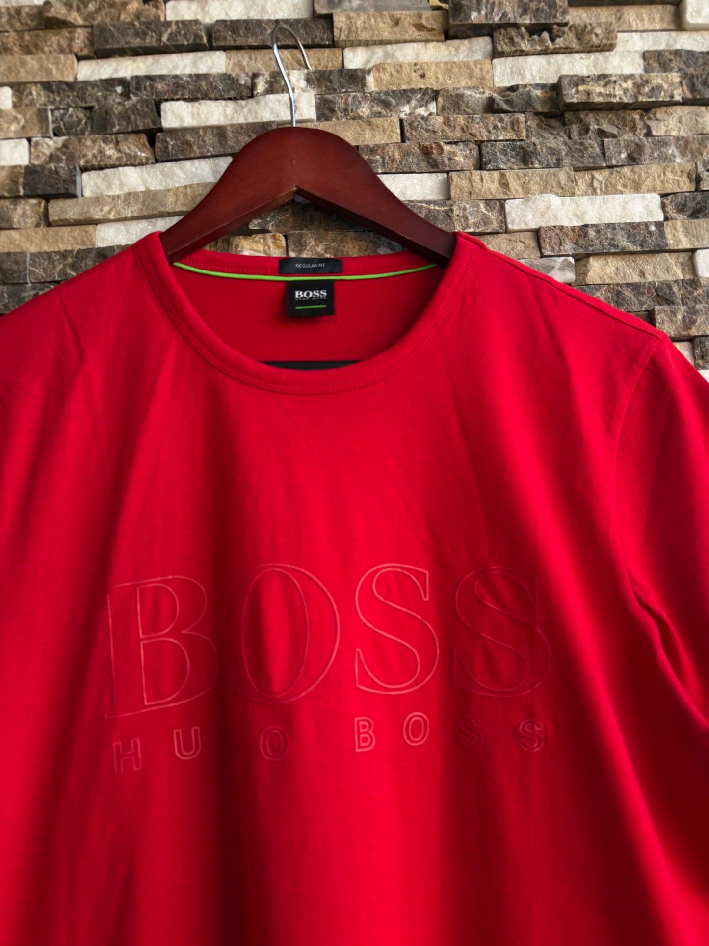 Hugo Boss Original 💯 Men Tshirt