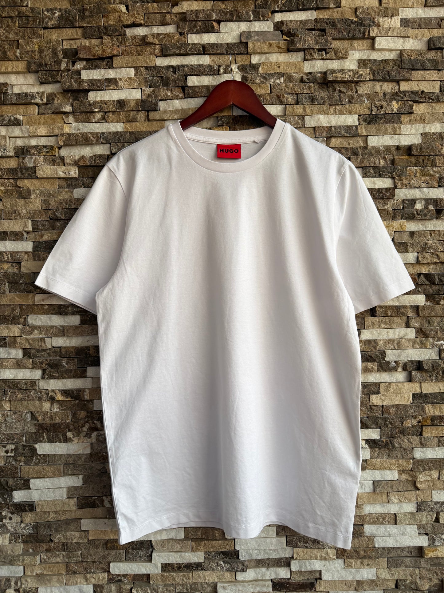 Hugo Boss Original 💯 Men Tshirt Basic