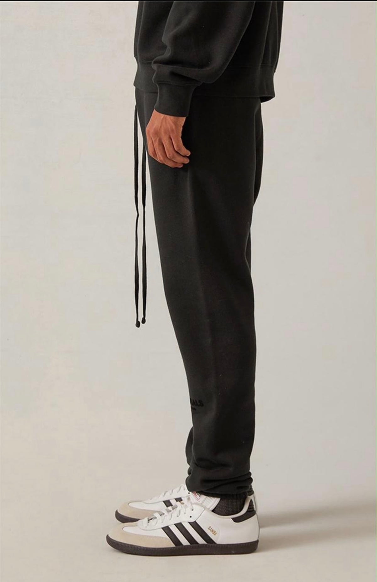 Essential Original Men Suit ( 2 PIECES )HODDIE+SWEATPANTS