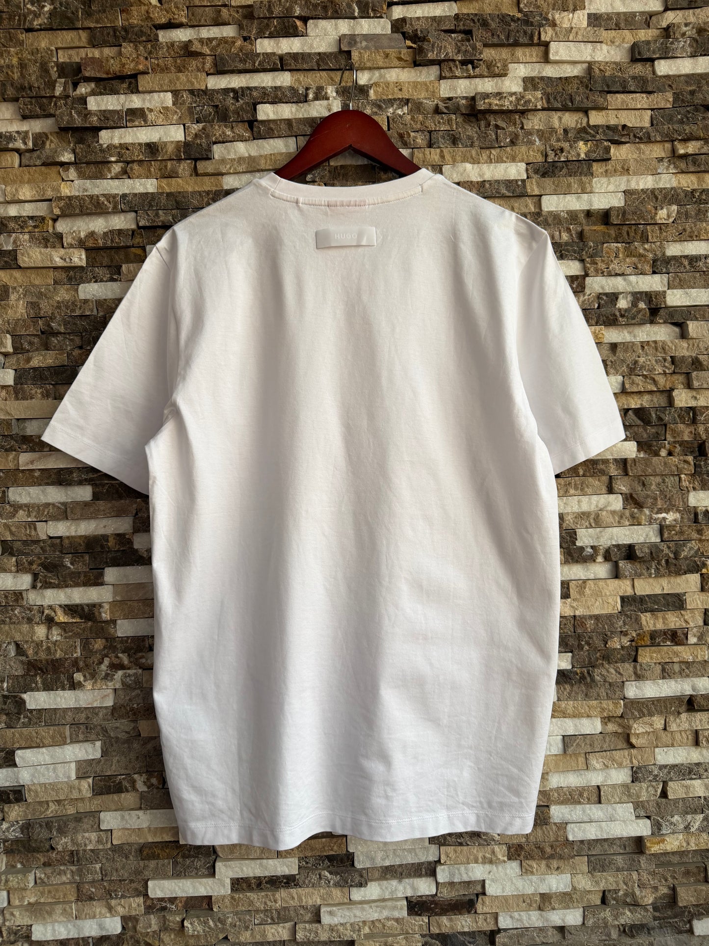 Hugo Boss Original 💯 Men Tshirt Basic