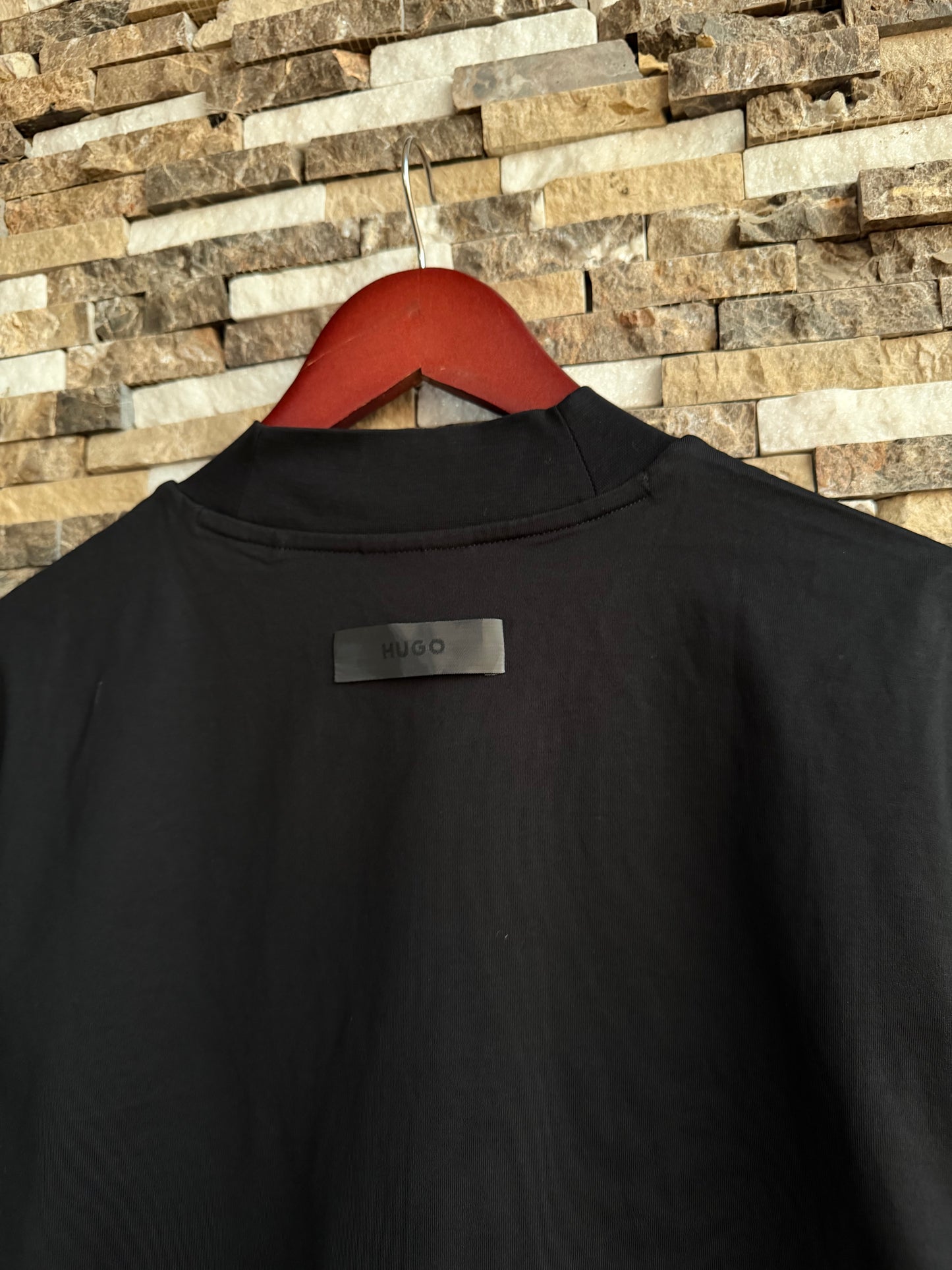 Hugo Boss Original 💯 Men Tshirt Basic High Neck