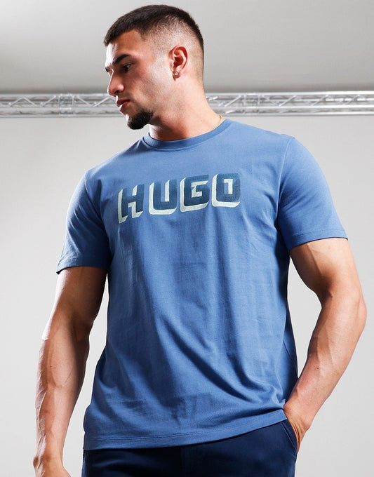 Hugo Boss Original 💯 Men Tshirt Oversized