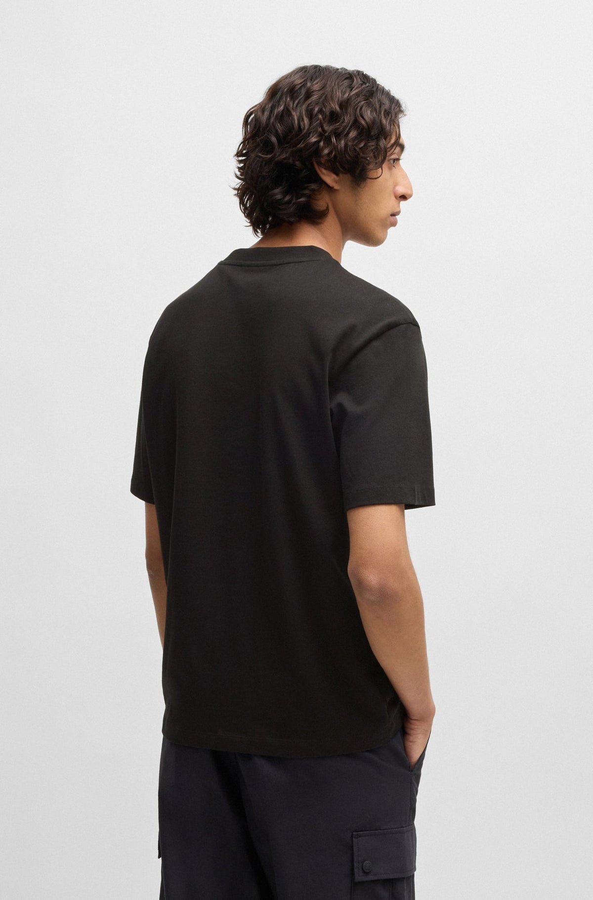 Hugo Boss Original 💯 Men Tshirt oversized RedBull