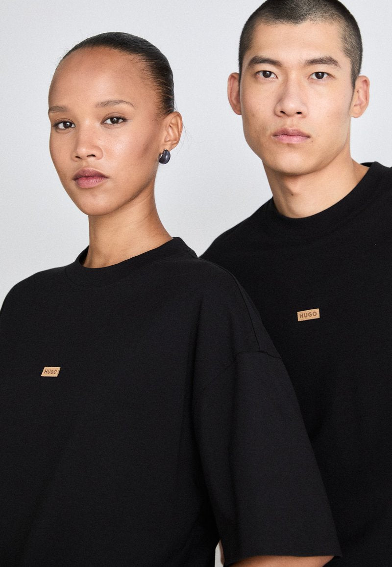 Hugo Boss Original 💯 Unisex In Black