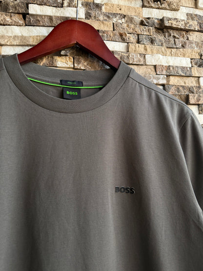 Hugo Boss Original 💯 Men Tshirt