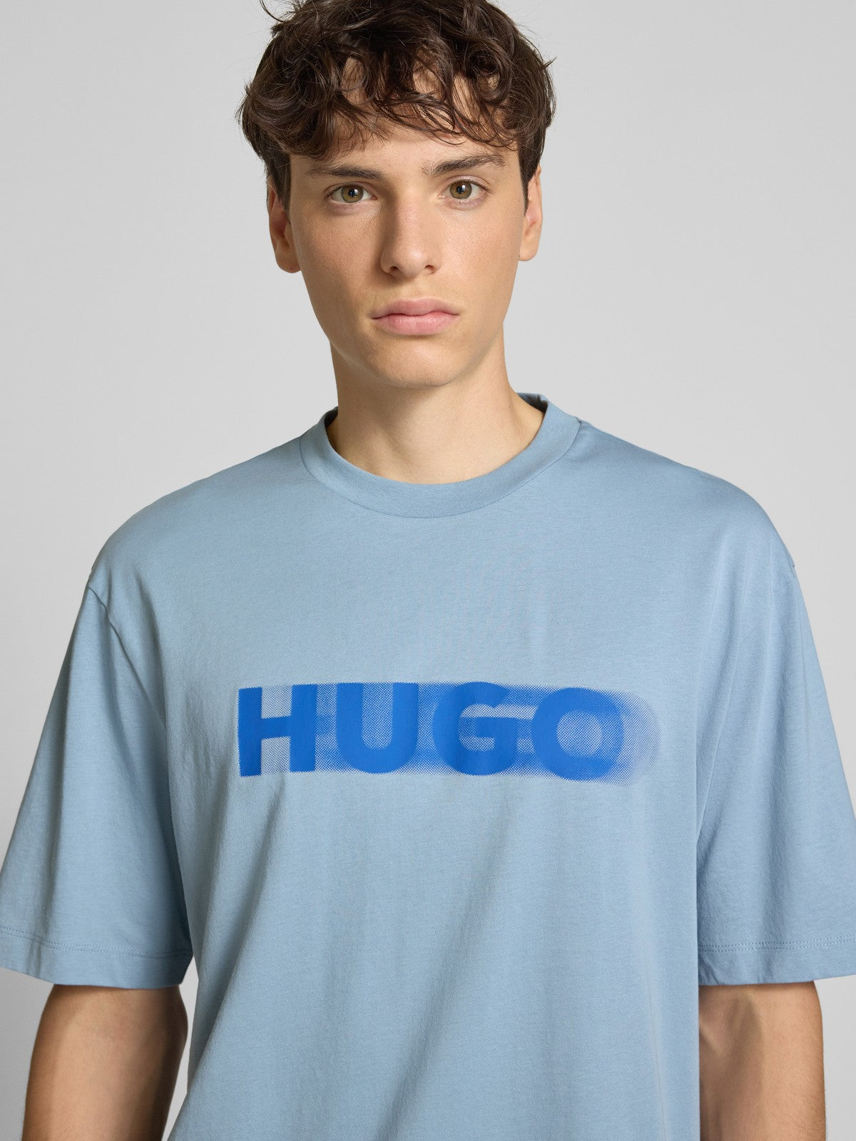 Hugo Boss Original 💯 Men Tshirt