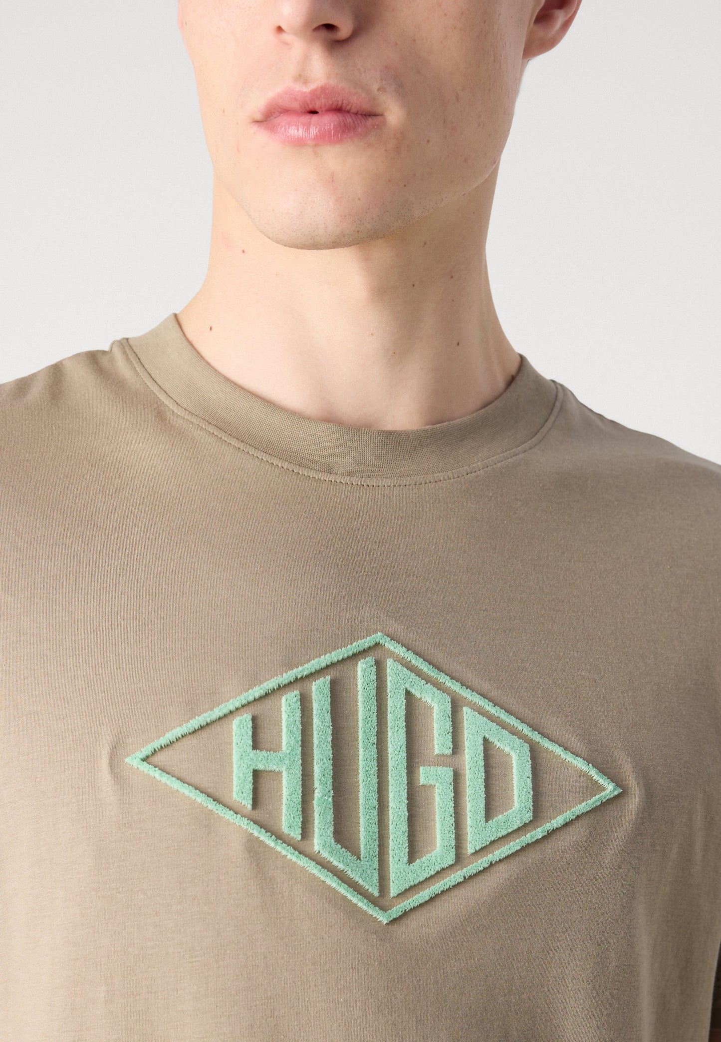 Hugo Boss Original 💯 Men Tshirt