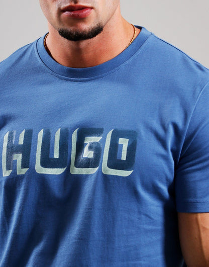 Hugo Boss Original 💯 Men Tshirt Oversized
