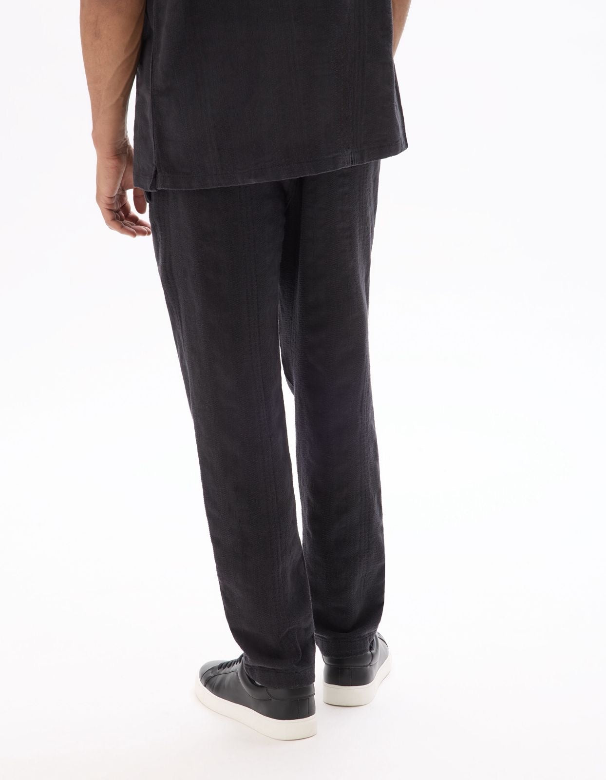Colin Original Men Linen Pants In Black