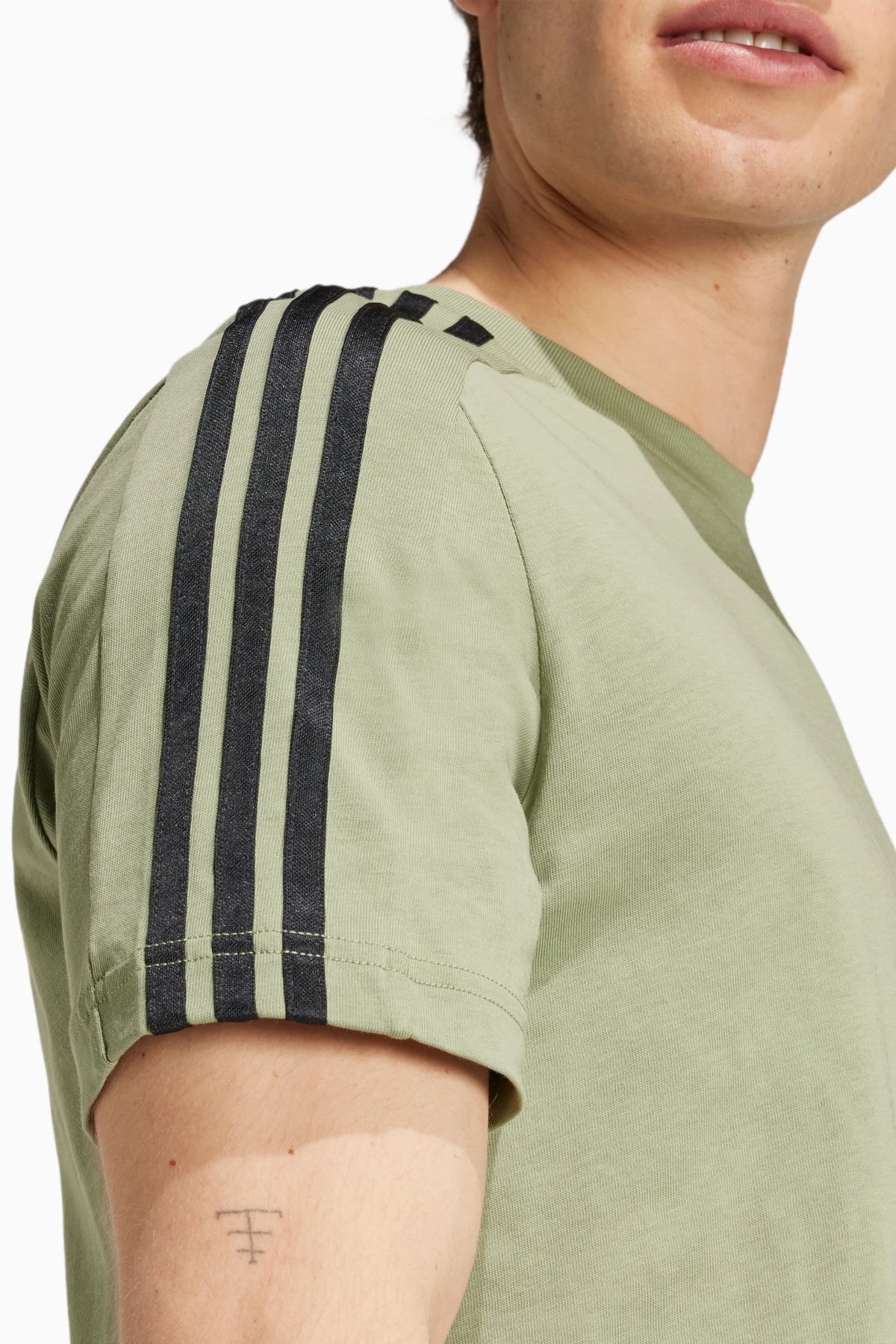 Adidas Original Men T-Shirt For Men