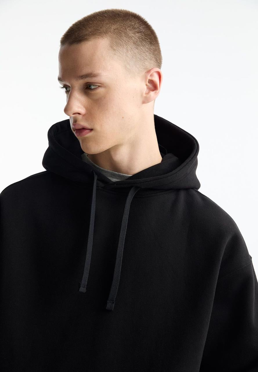 Pull&Bear Original Men Simple oversized Hoodie in Black